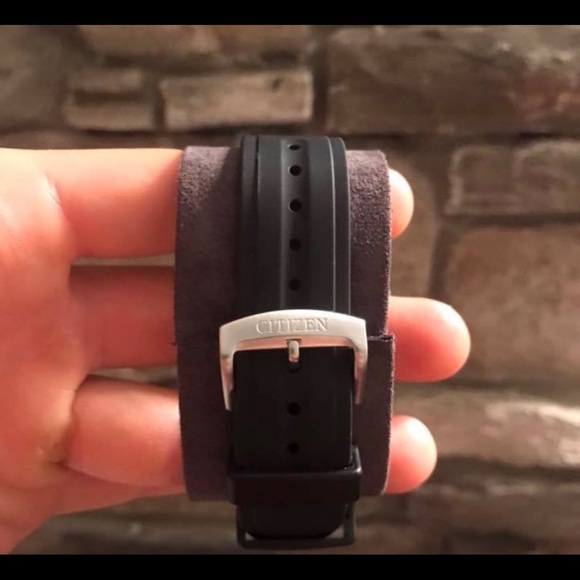 Citizen Eco-Drive WR 100 “Blue Accent” - Picture 4 of 6